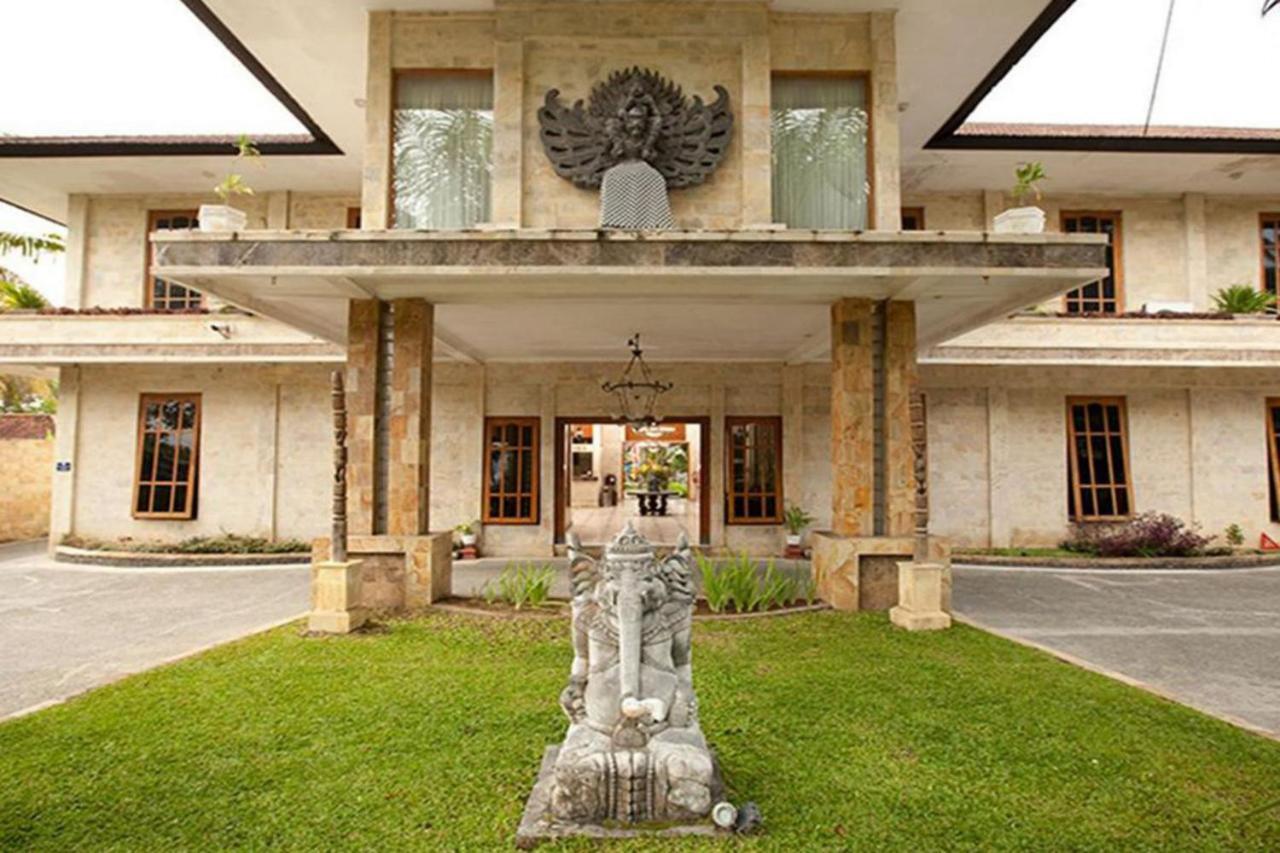 Oyo 2334 Melka Excelsior Hotel Singaraja Exteriér fotografie